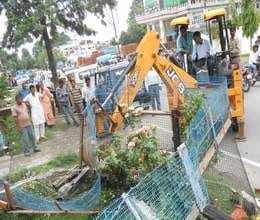 nagar nigam against encroachment