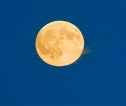 moon largest look 23 june