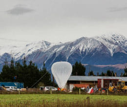 google to connect internet through balloons