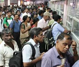 six hundrad tatkal tickets book per day from mumbai     