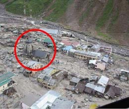 heavy destruction in kedarnath