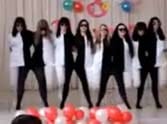 optical illusion dance