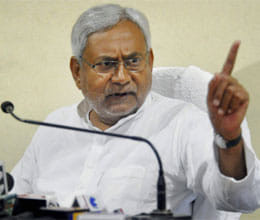 Another Congress overture to Nitish; Rs 4,130 cr under PMGSY