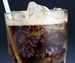 woman drinks only soda for 16 years, suffers heart problems