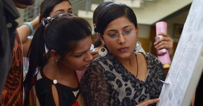 10 DU colleges re-open seats in 10th cut-off list 