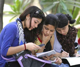 admission start in DAV