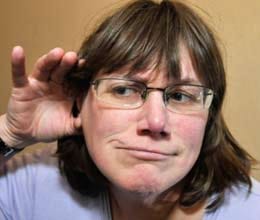woman who can hear her eyeball sound