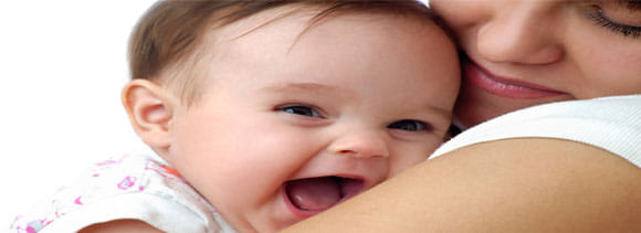 baby understands when mother is about to hug