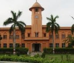 several colleges in lucknow increase fee in bcom courses