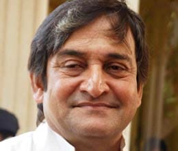 Mahesh Manjrekar to make his directorial debut on TV