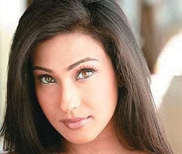 Bengali actor Rituparna Sengupta detained at Toronto airport