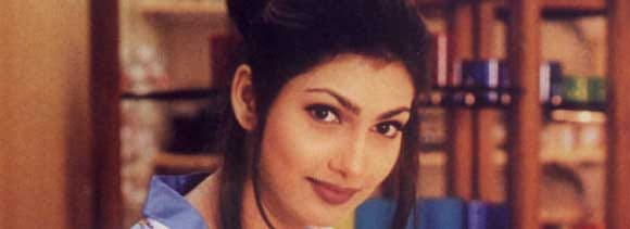 Actress lodges FIR against husband for domestic violence