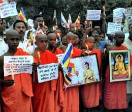 one person detained in connection with bodh gaya serial blasts