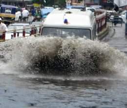 heavy rain in punjab