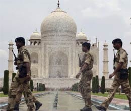 bodh gaya mahabodhi temple serial blasts high alert in uttar pradesh