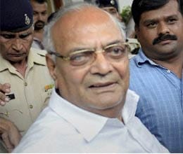 raghavji left his constituency for atal bihari vajpayee