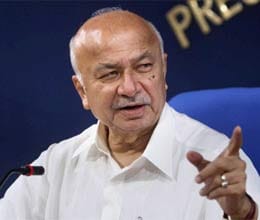 bodh gaya mahabodhi temple blasts three to four people planted bomb says shinde