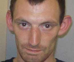 jealous alcoholic boyfriend burn her girlfriend and daughter