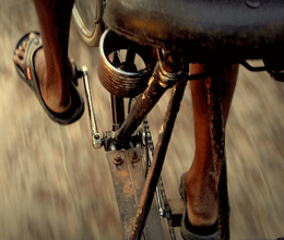 uncle took the pieces of dead body and went for postmortem from cycle