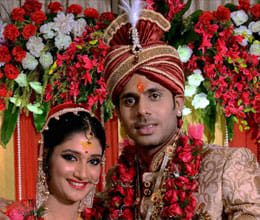 cricketer manoj tied with sushmita in howrah