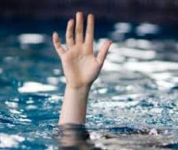 student commits suicide