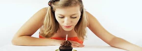blowing candles can improve the taste of cake