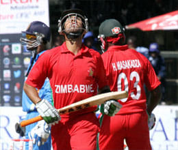 umpires changed t-shirts in indian innings