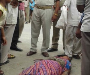 police didn't help a dying woman in lucknow