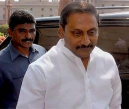 protest telangana congress ministers mum over resignations