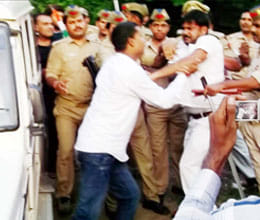fracas among congress bjp supporters
