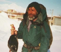 man walk great britain to india