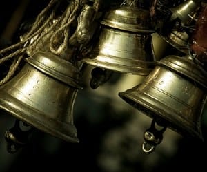 theft in temple