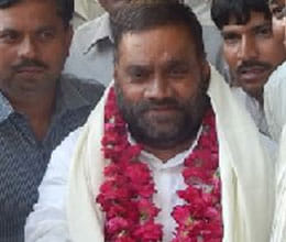 uncle shivpal running the akilesh govt