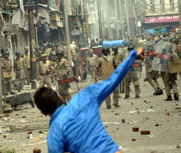 police lathicharge during jammu closure