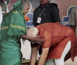 son meet mother to narendra modi to tweet