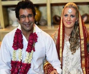 wasim-akram-got-married