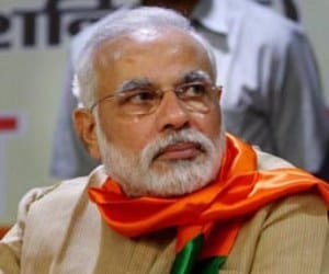 narendra modi have knowledage about 13 langauage?