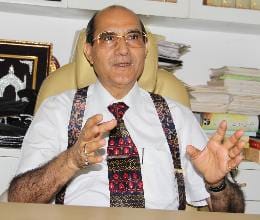 vc of urdu farsi university in lucknow club