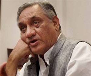 uttarakhand congress fight
