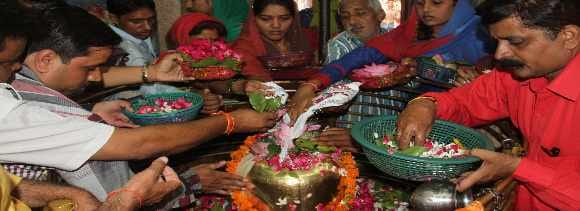 mankameshwar temple in lucknow