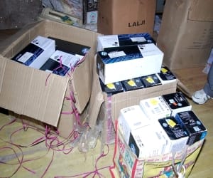 shopper selling fake Cartez by the Level of company 