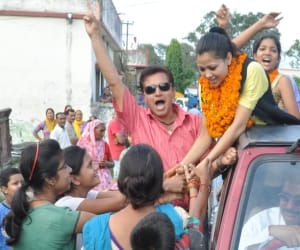 Dakshina to the priest, messing administration