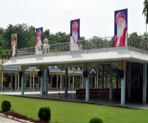 Devotees of Asaram expressed opposition