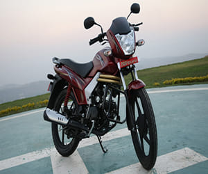 mahindra centuro booking 30000 plus