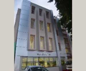 teasesrs active in civil hospital