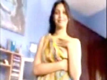 Sex Vedio Prova Bd - à¤—à¤°à¥à¤²à¤«à¥à¤°à¥‡à¤‚à¤¡ à¤•à¥€ à¤ªà¥‹à¤°à¥à¤¨ à¤µà¥€à¤¡à¤¿à¤¯à¥‹ à¤•à¥€ à¤ªà¥‹à¤¸à¥à¤Ÿ à¤¤à¥‹ à¤–à¥ˆà¤° à¤¨à¤¹à¥€à¤‚! - Revenge Porn Could Lead  You To Jail - Amar Ujala Hindi News Live