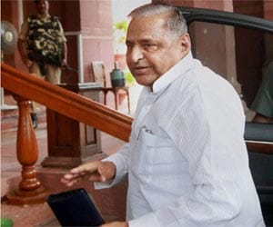 mulayam singh yadav ready for third front