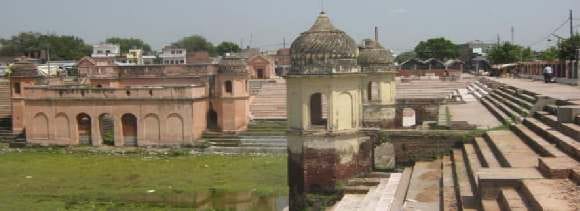 historical ponds in lucknow