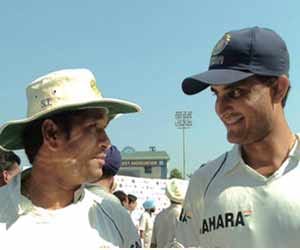 dada supports mumbai for sachin's 200th match