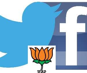 narendra modi on social media before dehradun rally